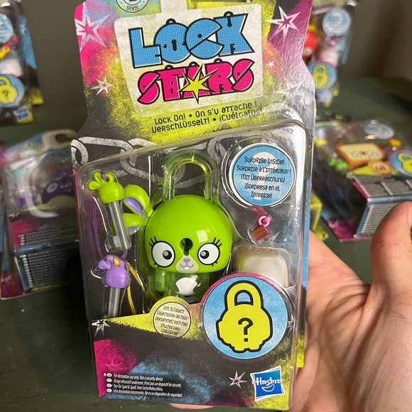 BIG LOT OF 17 LOCK STARS TOY - Picture 11 of 16
